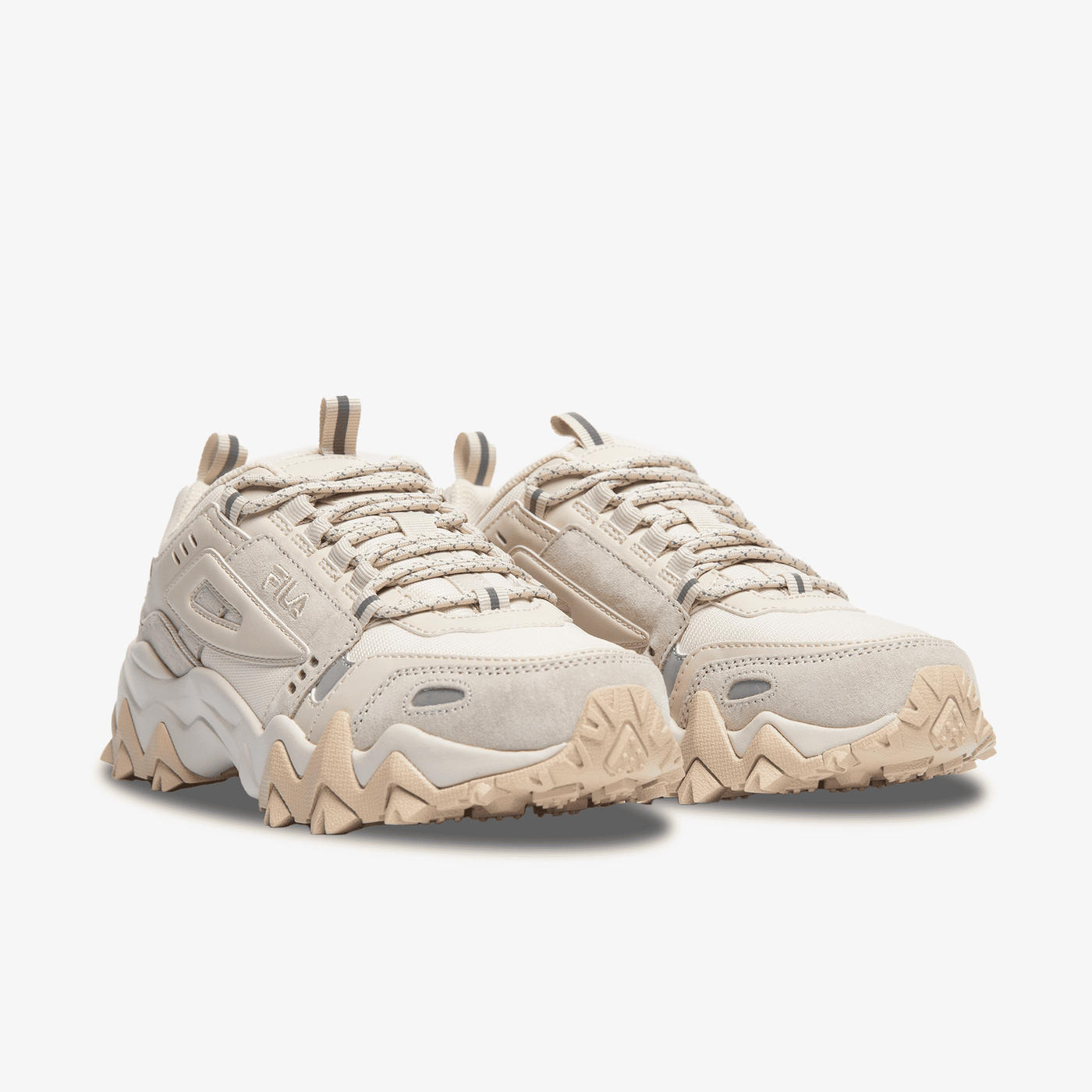 Tenis Fila Oakmont TR V2 Mujer