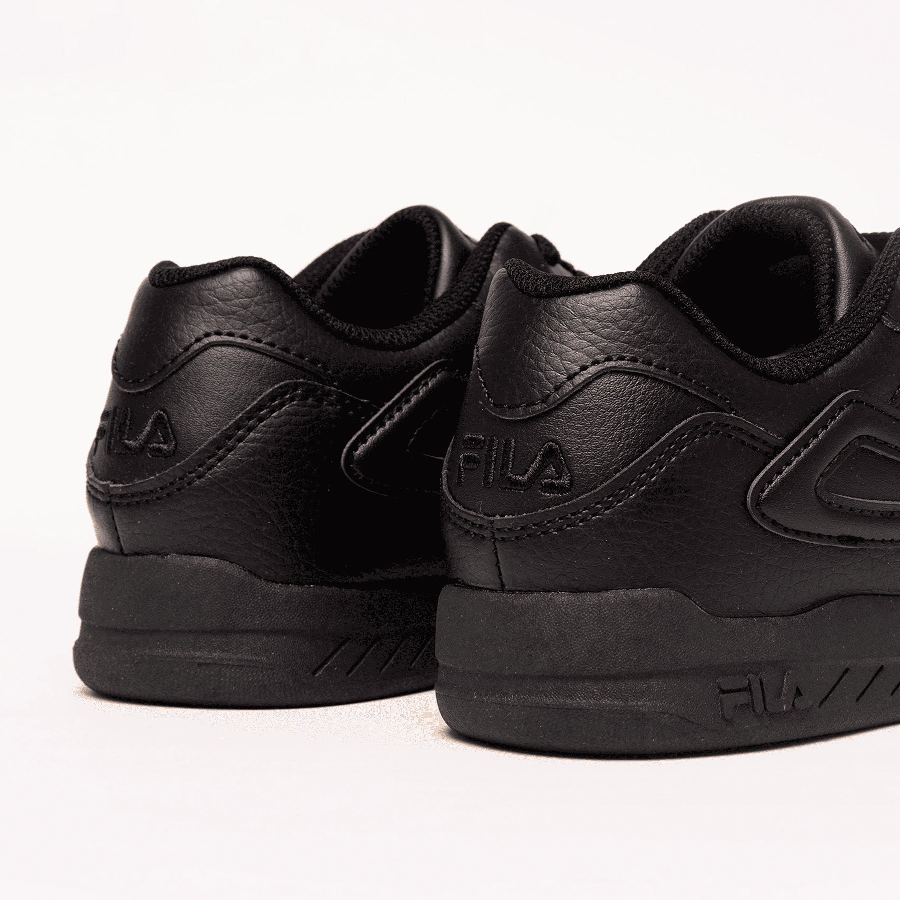 Tenis Fila Multiverse Low Niños
