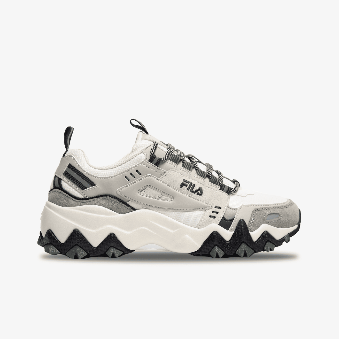 Tenis Fila Oakmont TR V2 Mujer